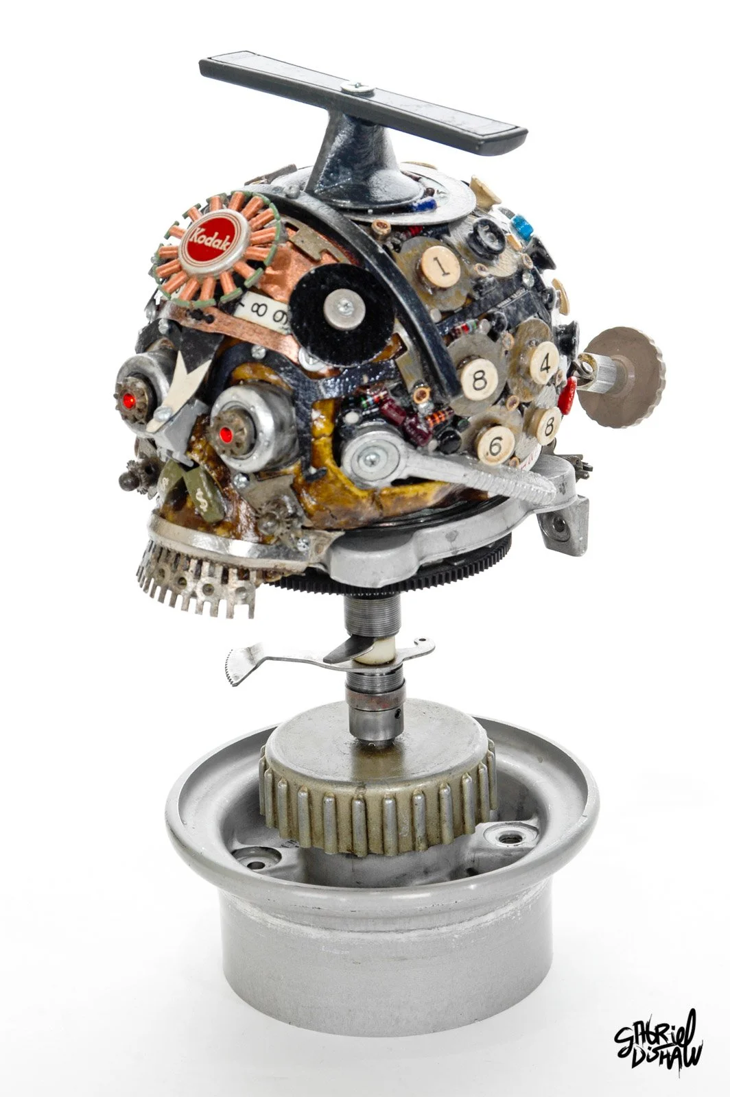 Gabriel-Dishaw-your-days-are-numbered-skull-upcycled-e-waste-skull-series--21.jpg