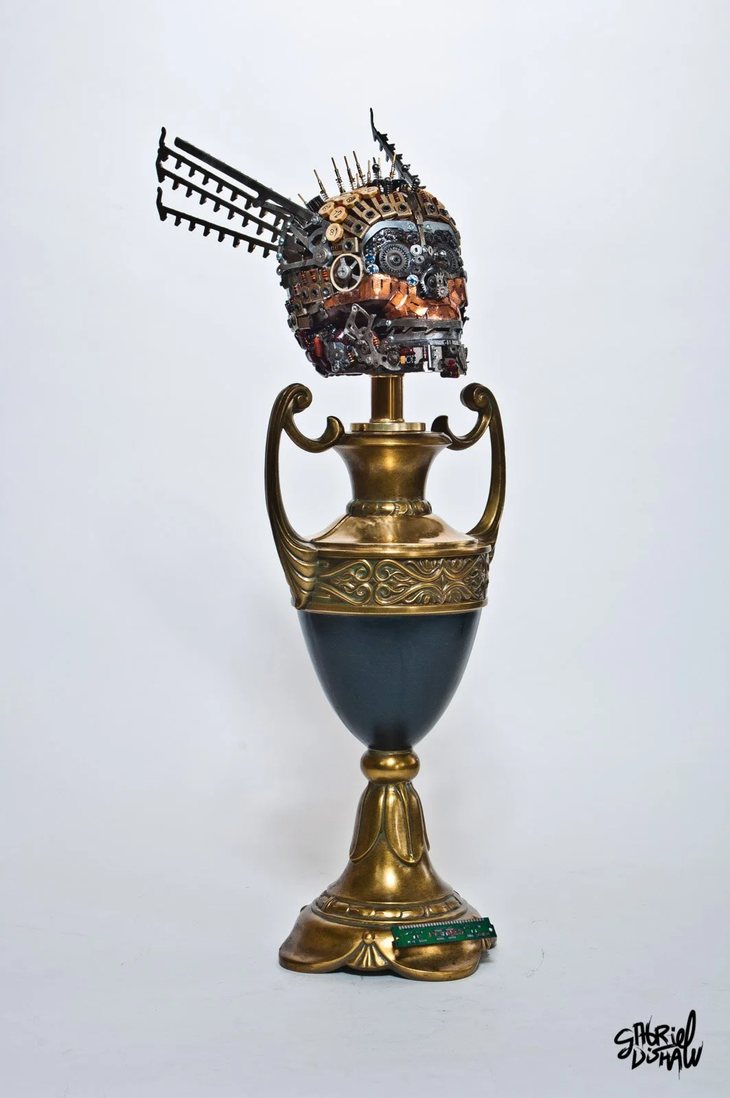 Gabriel-Dishaw-hermes-skull-upcycled-e-waste-skull-series--10.jpg