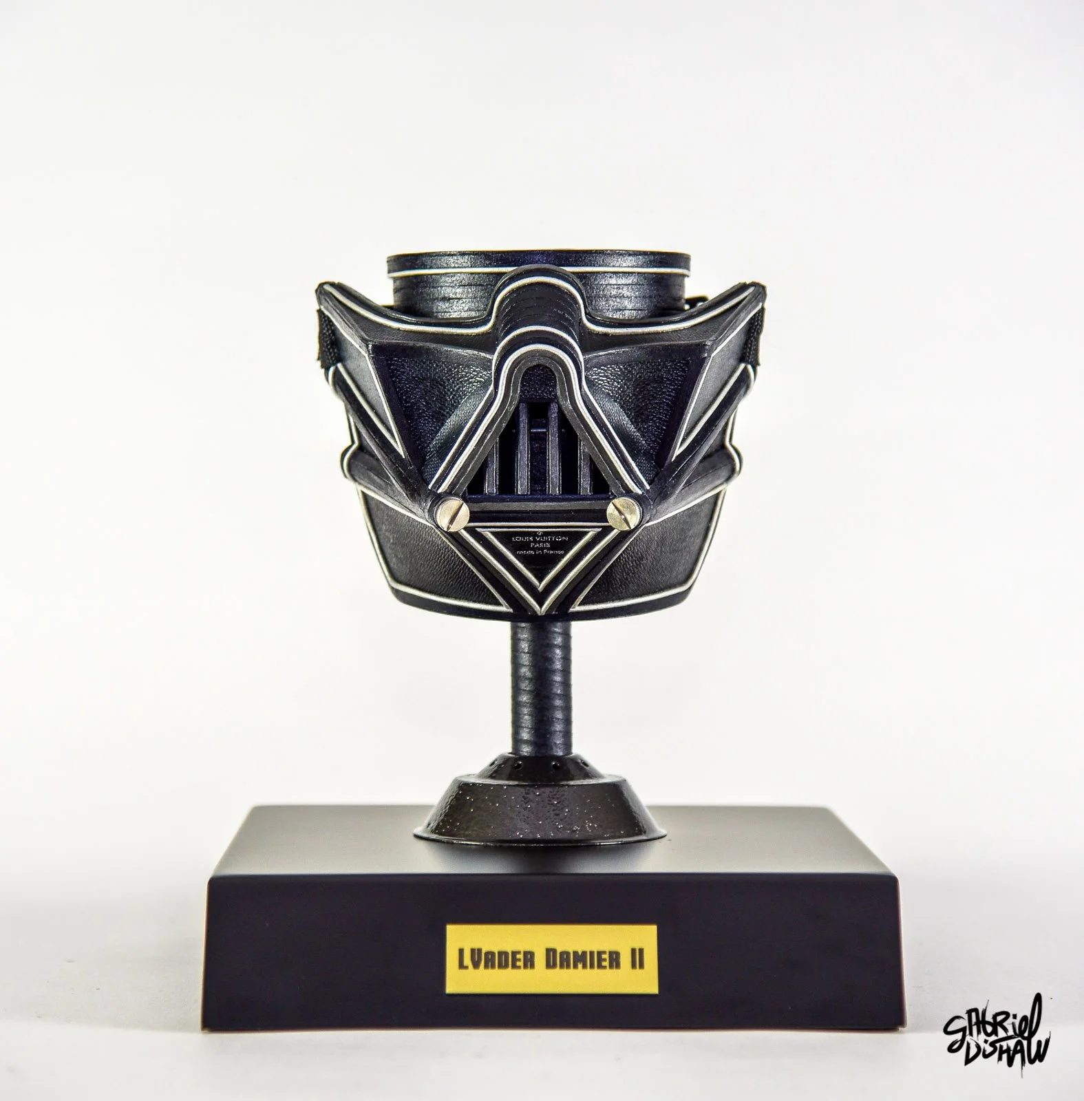 Gabriel-Dishaw-Dishaw-lvader-damier-two-darth-vader-upcycled-luxury-mask-series-star-wars-01.jpg