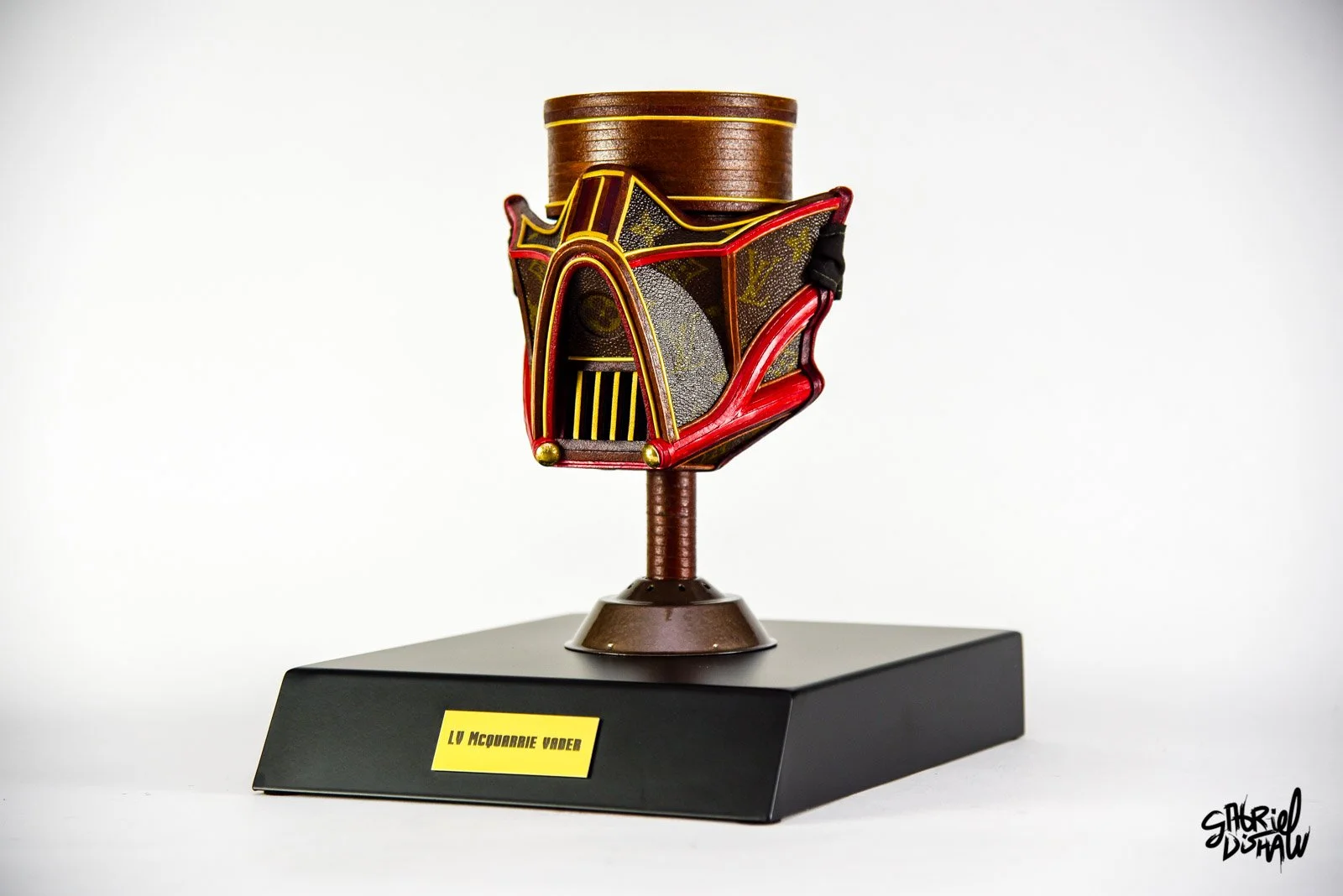 Gabriel-Dishaw-Dishaw-lv-mcquarrie-vader-darth-vader-upcycled-luxury-mask-series-star-wars-4.jpg