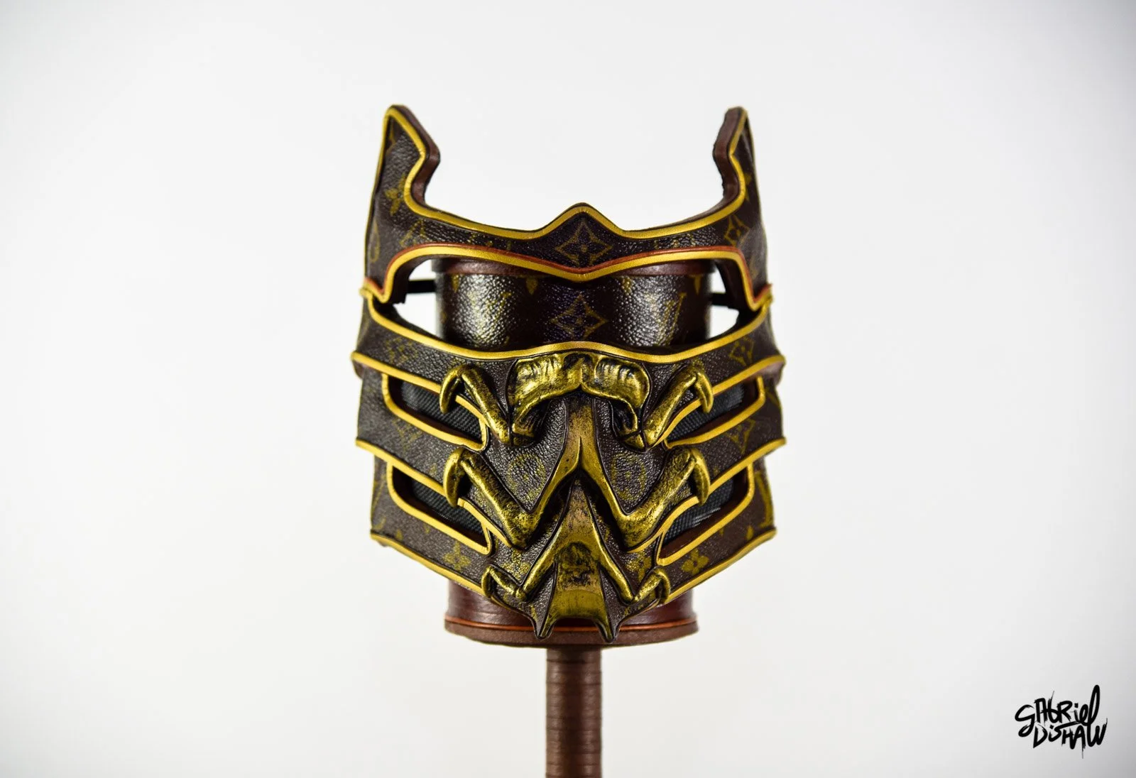 Gabriel-Dishaw-Dishaw-scorpion-lv-mk9-mask-upcycled-luxury-series-video-game-mortal-combat-08.jpg