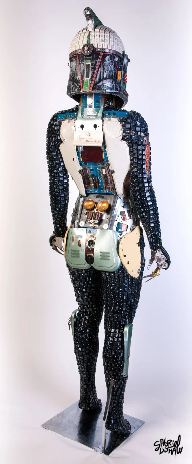 Gabriel-Dishaw-clone-fembot-star-wars-clone-trooper-robot-ewaste-upcycled-figurative-sculpture--13.jpg