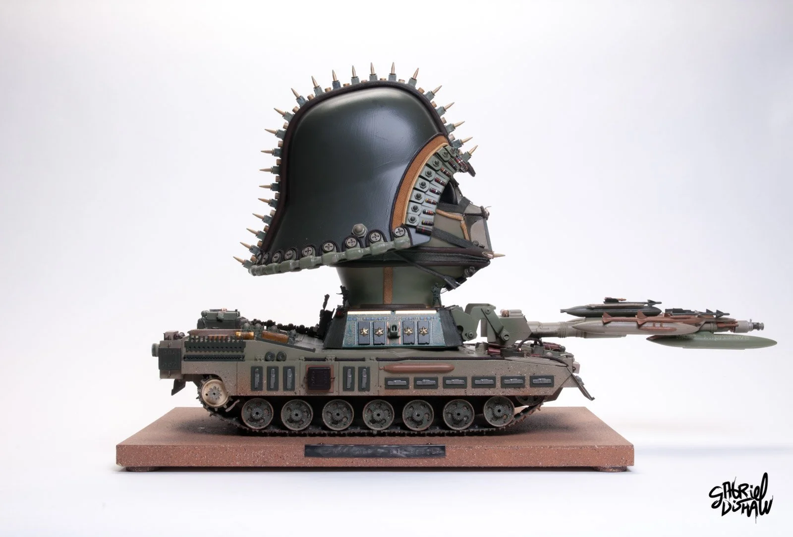 Gabriel-Dishaw-tank-vader-die-rebels-upcycled-darth-vader-star-wars-dark-side-11.jpg