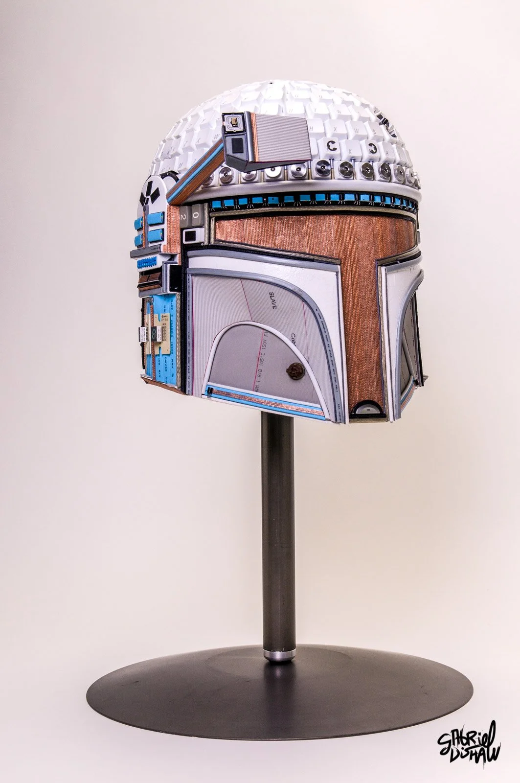Gabriel-Dishaw-prototype-boba-fett-upcycled-mandalorian-star-wars-art-luxury-ewaste-helmet-10.jpg