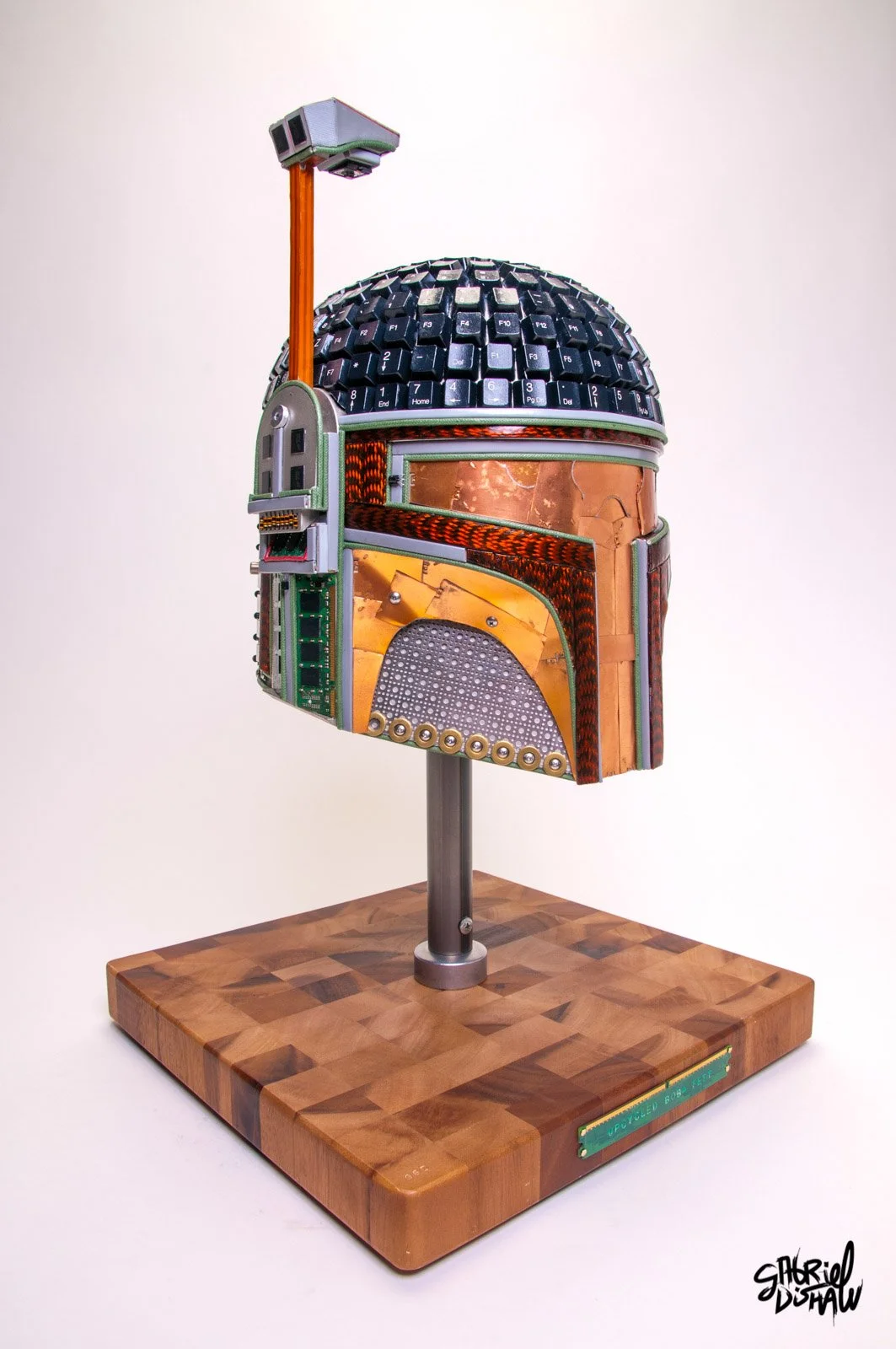 Gabriel-Dishaw-upcycled-boba-fett-mandalorian-star-wars-art-luxury-ewaste-helmet-03.jpg