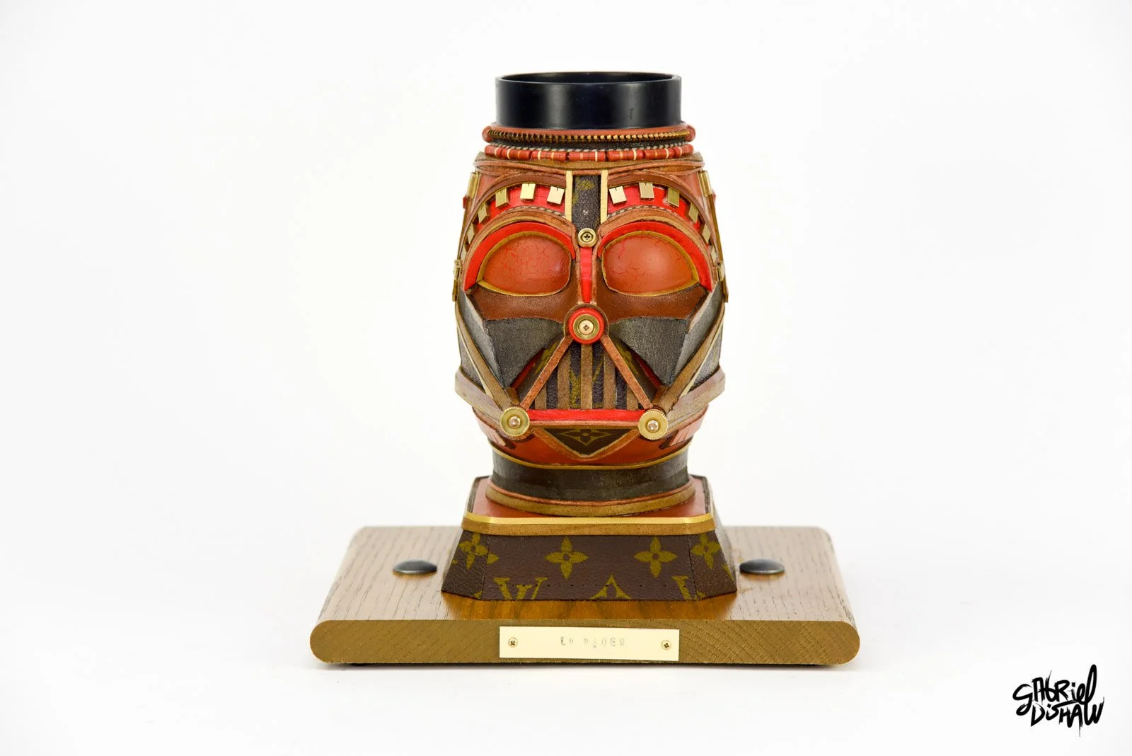 Gabriel-Dishaw-lv-vader-darth-vader-star-wars-art-luxury-ewaste-upcycled-helmet-04.jpg