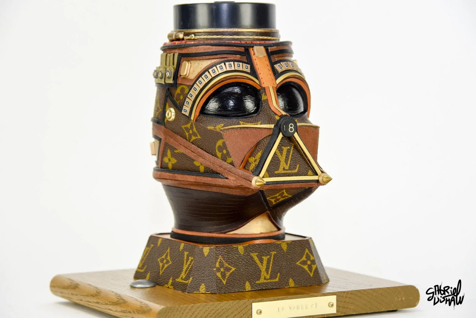 Gabriel-Dishaw-lv-vader-two-darth-vader-star-wars-art-luxury-ewaste-upcycled-helmet-04.jpg
