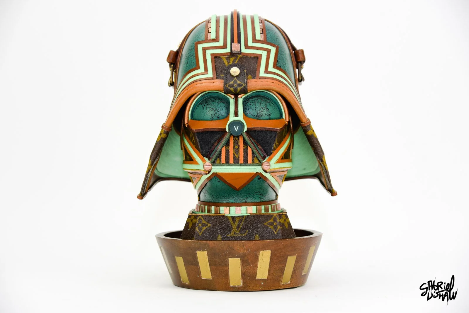 Gabriel-Dishaw-lv-jader-darth-vader-star-wars-art-luxury-ewaste-upcycled-helmet-08.jpg