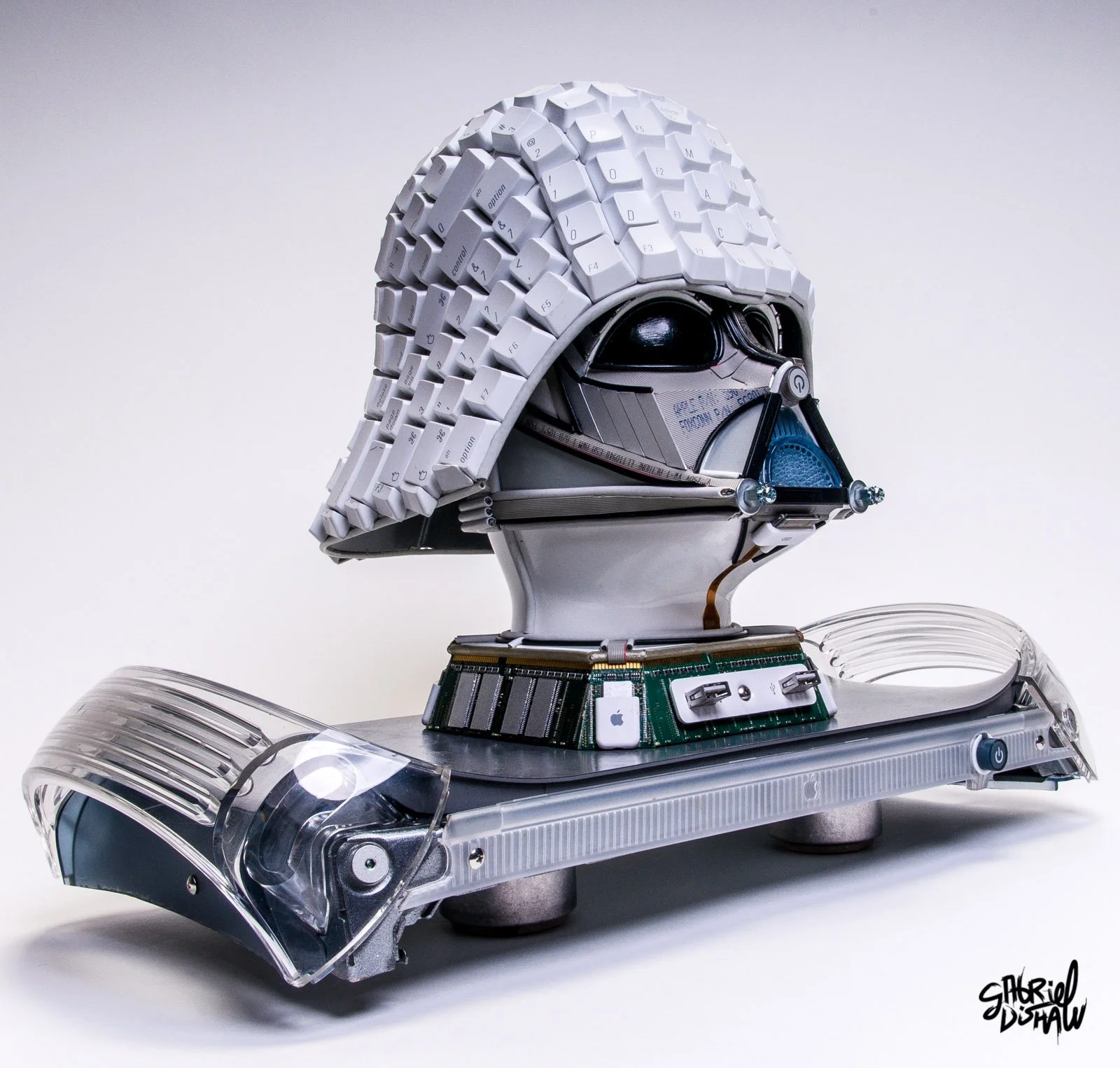 Gabriel-Dishaw-mac-vader-darth-vader-star-wars-macintosh-art-ewaste-upcycled-helmet-apple-computer-art-14.jpg