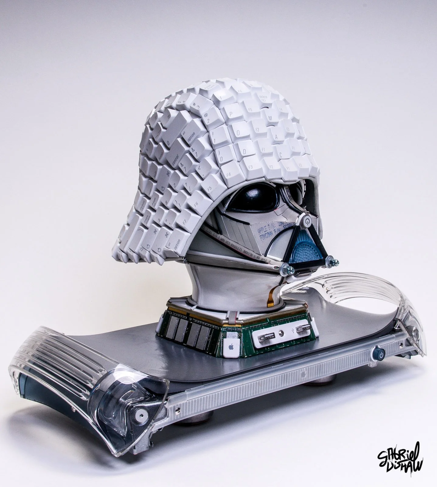 Gabriel-Dishaw-mac-vader-darth-vader-star-wars-macintosh-art-ewaste-upcycled-helmet-apple-computer-art-15.jpg