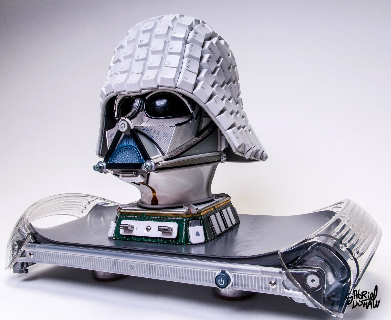 Gabriel-Dishaw-mac-vader-darth-vader-star-wars-macintosh-art-ewaste-upcycled-helmet-apple-computer-art-16.jpg