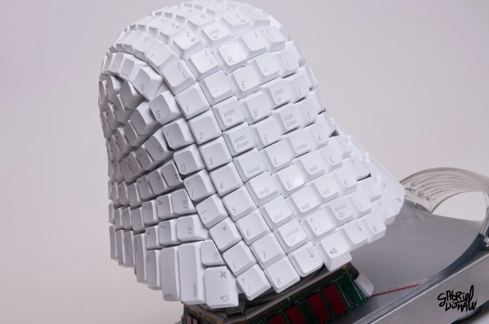 Gabriel-Dishaw-mac-vader-two-darth-vader-star-wars-macintosh-art-ewaste-upcycled-helmet-apple-computer-art-03.jpg