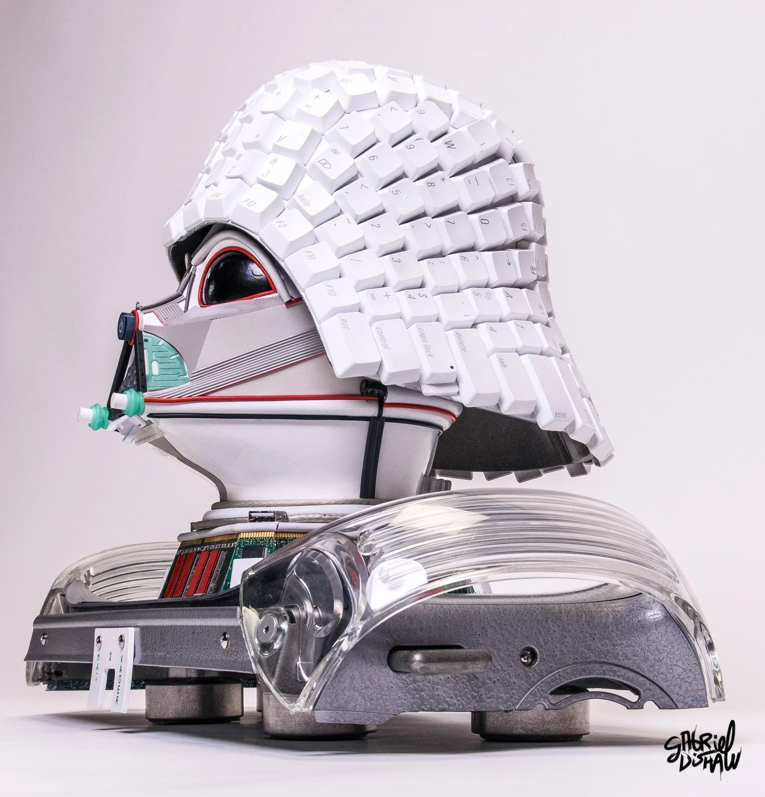 Gabriel-Dishaw-mac-vader-two-darth-vader-star-wars-macintosh-art-ewaste-upcycled-helmet-apple-computer-art-08.jpg