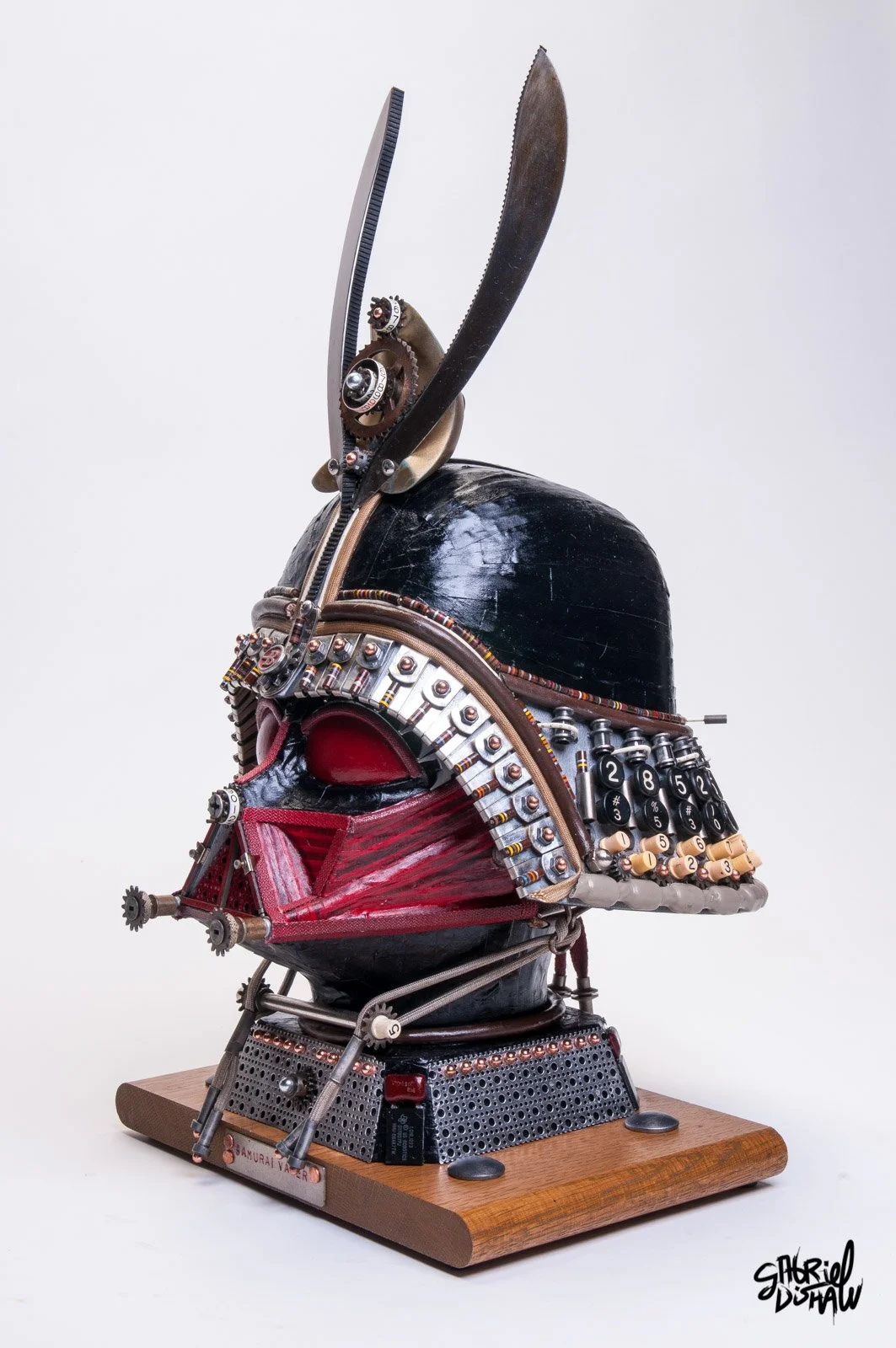 Gabriel-Dishaw-samurai-vader-darth-vader-star-wars-art-ewaste-upcycled-helmet-art-05.jpg