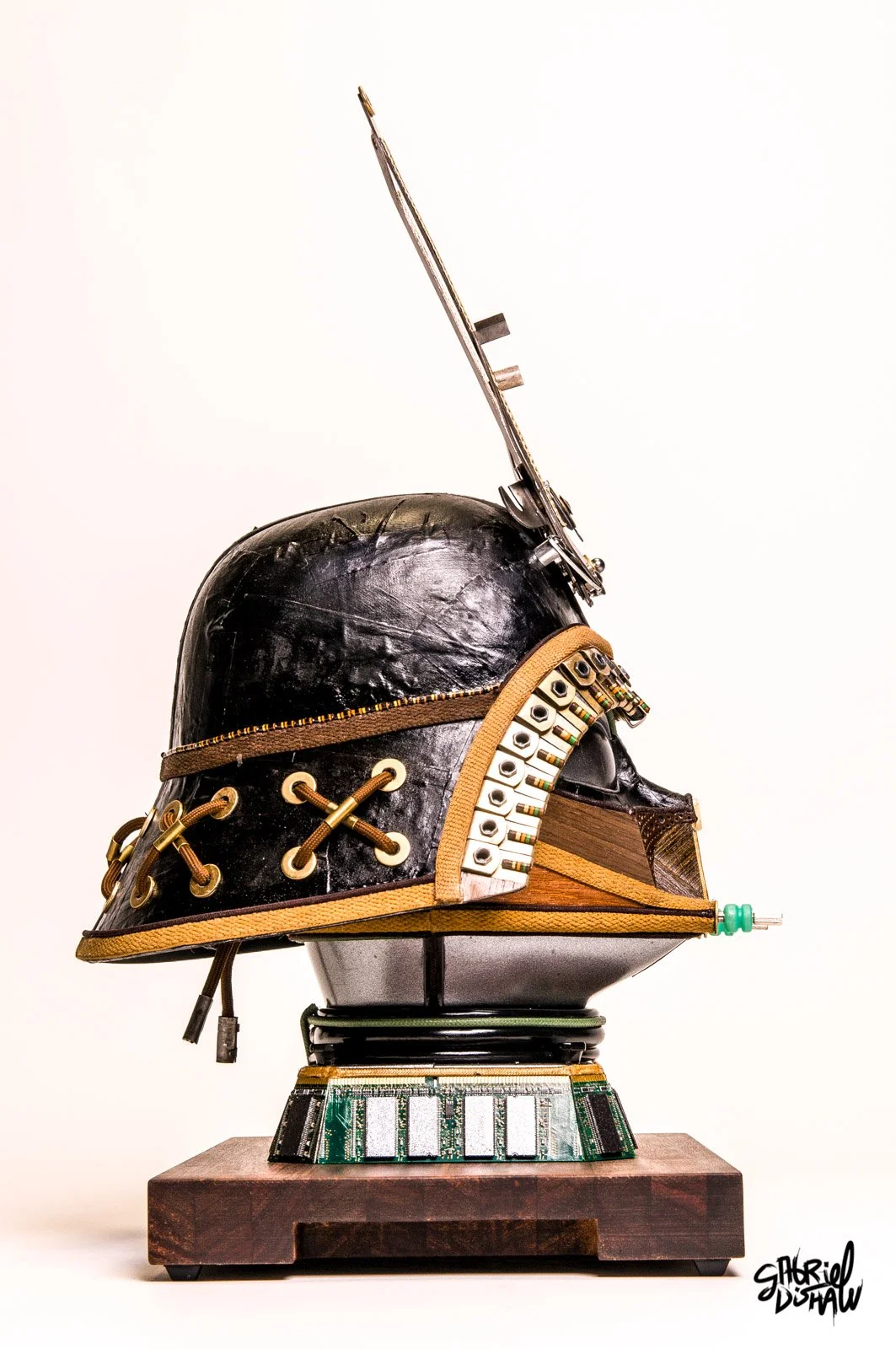 Gabriel-Dishaw-samurai-vader-two-darth-vader-star-wars-art-ewaste-upcycled-helmet-art-06.jpg