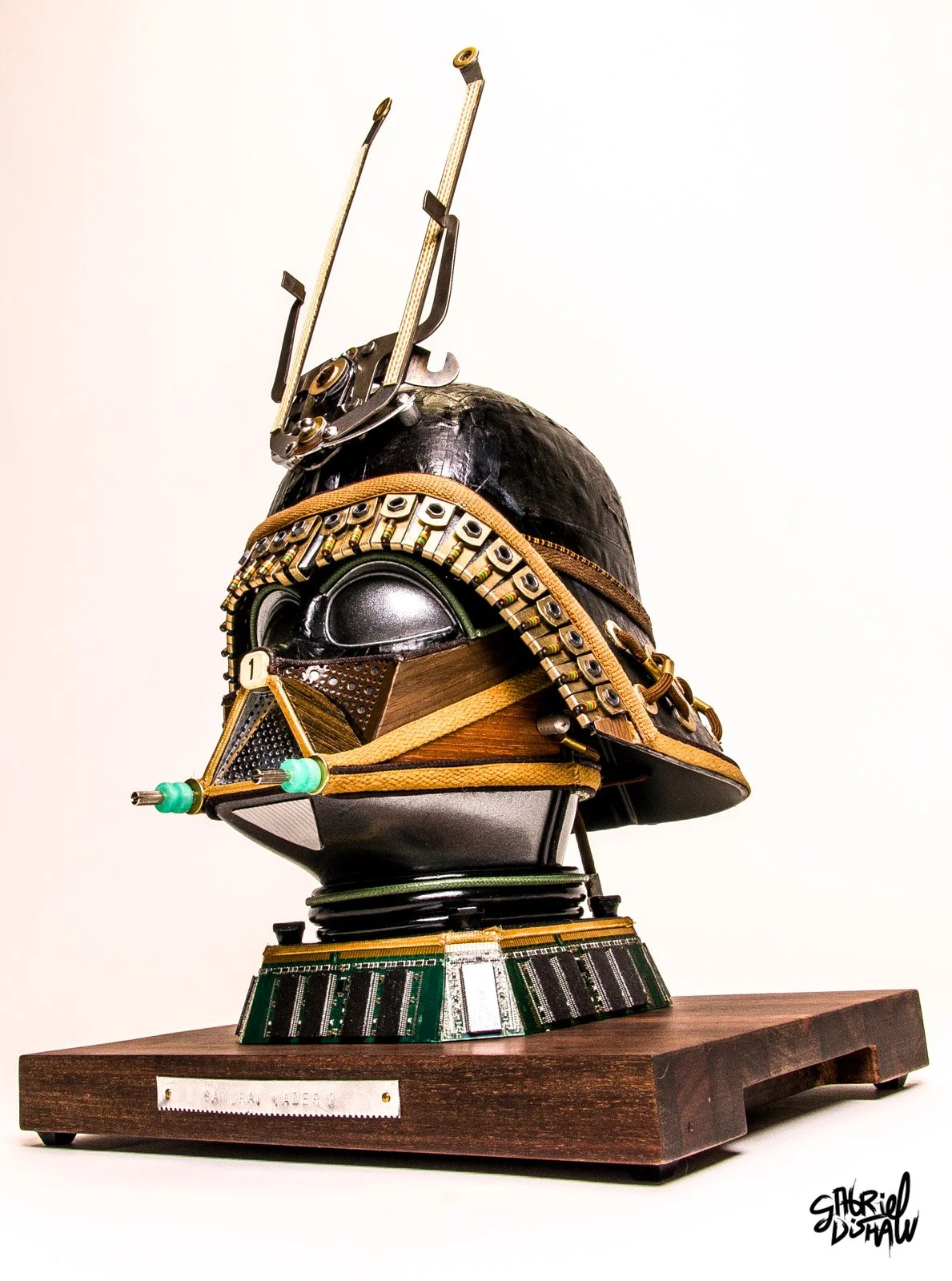 Gabriel-Dishaw-samurai-vader-two-darth-vader-star-wars-art-ewaste-upcycled-helmet-art-08.jpg