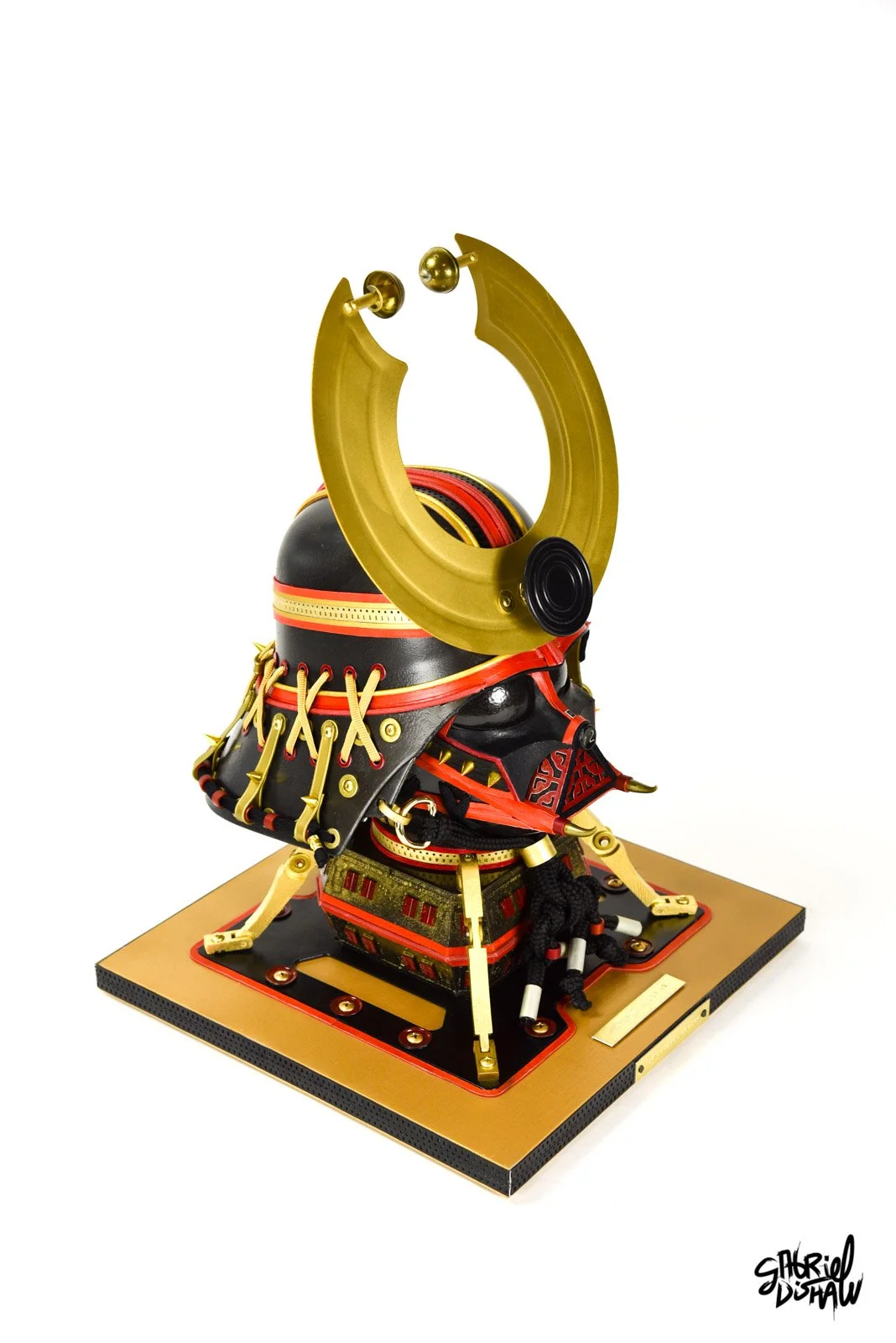 Gabriel-Dishaw-samurai-vader-two-2017--darth-vader-star-wars-art-ewaste-upcycled-helmet-art-10.jpg