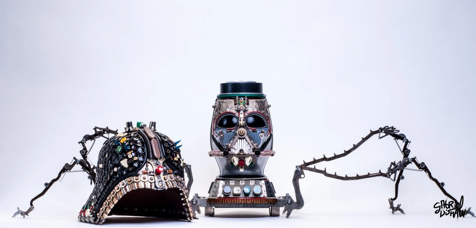 Gabriel-Dishaw-arachnid-vader-darth-vader-star-wars-art-ewaste-upcycled-helmet-art-03.jpg