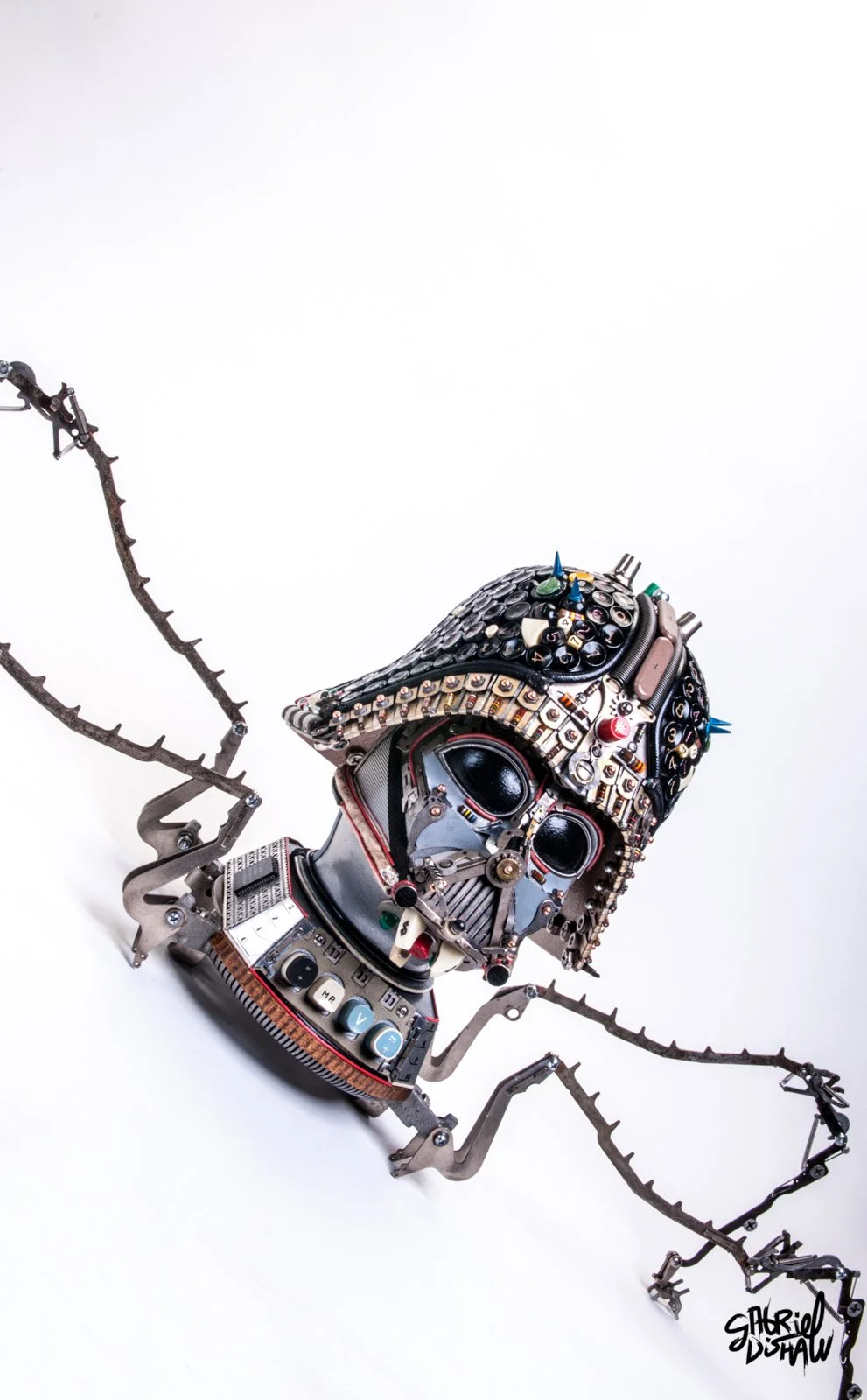Gabriel-Dishaw-arachnid-vader-darth-vader-star-wars-art-ewaste-upcycled-helmet-art-07.jpg