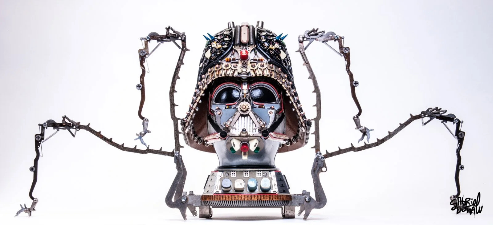 Gabriel-Dishaw-arachnid-vader-darth-vader-star-wars-art-ewaste-upcycled-helmet-art-13.jpg