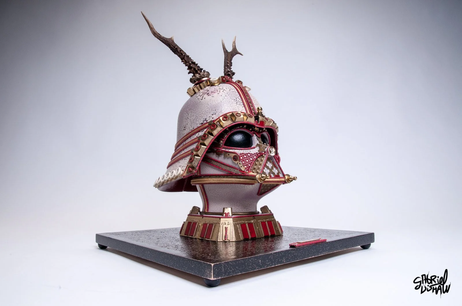 Gabriel-Dishaw-lord-vader-horns-darth-vader-star-wars-art-ewaste-upcycled-helmet-art-02.jpg