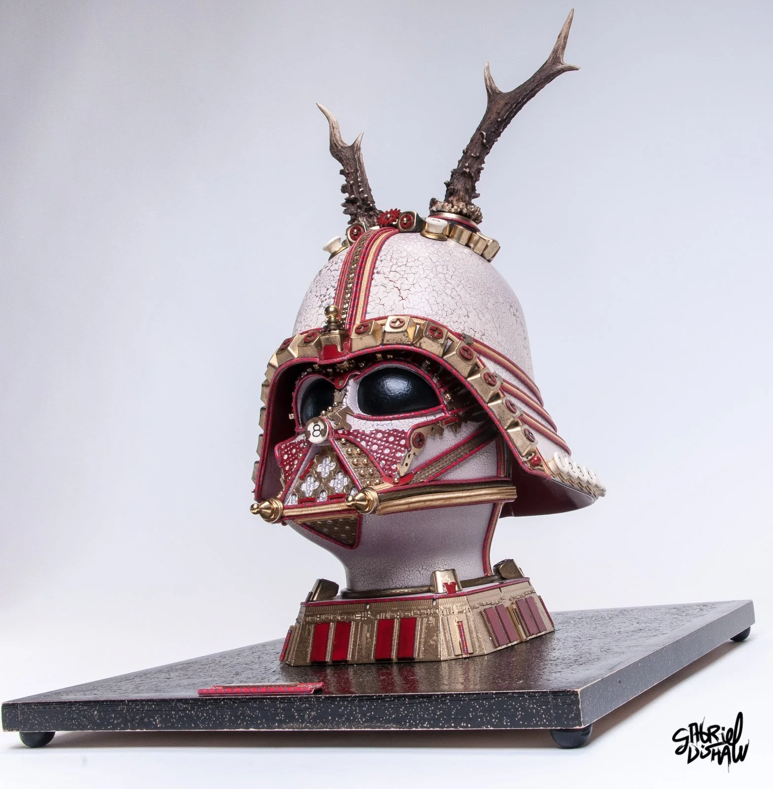 Gabriel-Dishaw-lord-vader-horns-darth-vader-star-wars-art-ewaste-upcycled-helmet-art-06.jpg
