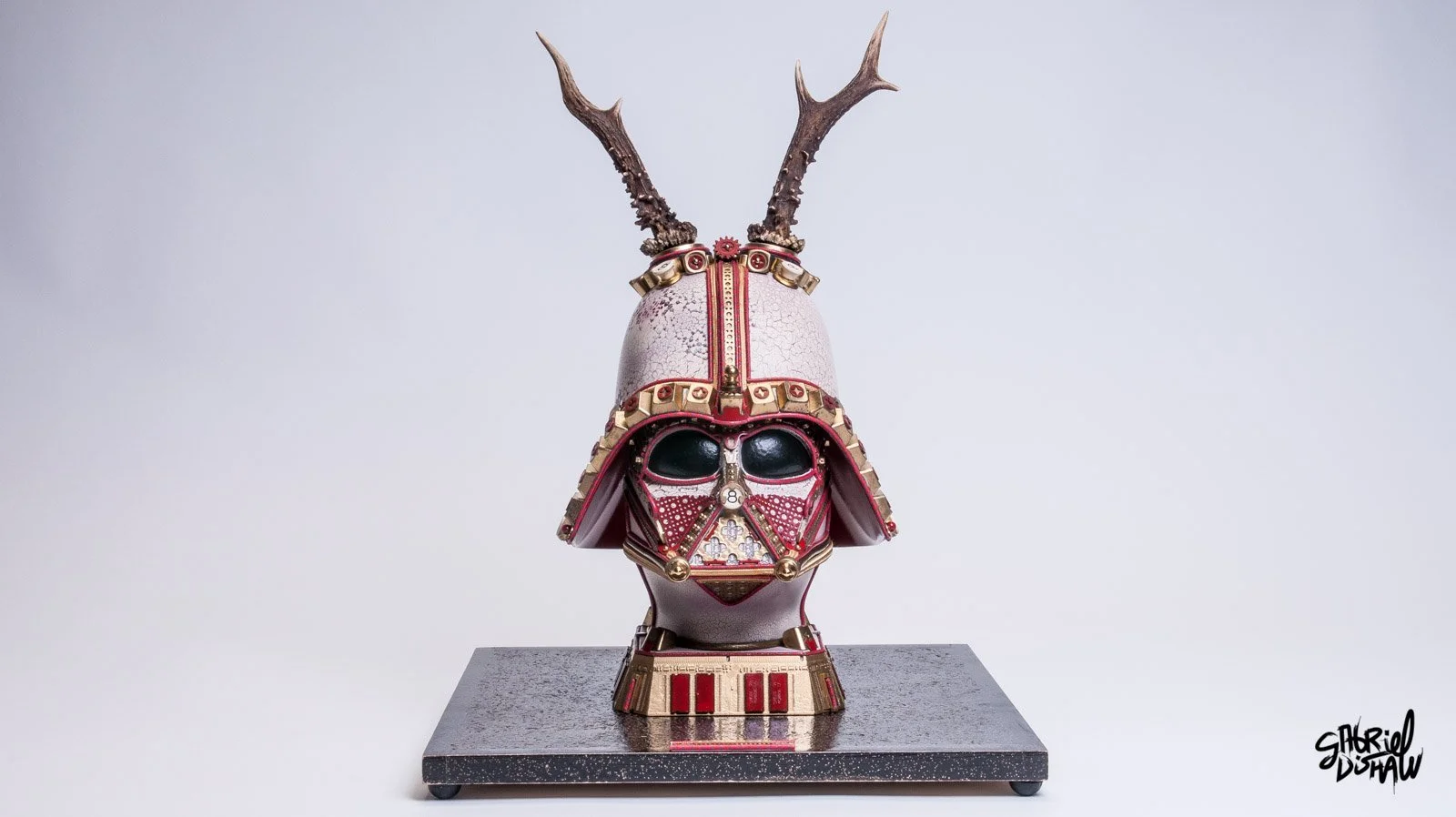 Gabriel-Dishaw-lord-vader-horns-darth-vader-star-wars-art-ewaste-upcycled-helmet-art-07.jpg