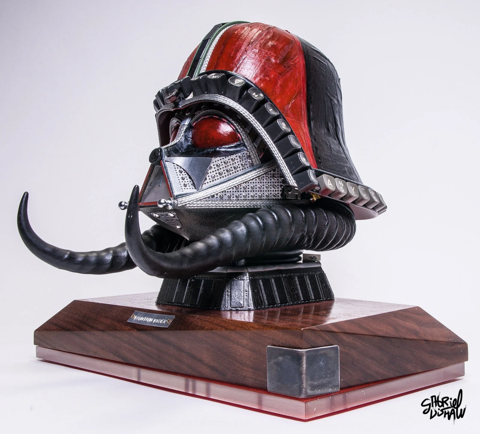 Gabriel-Dishaw-taun-taun-vader-horns-darth-vader-star-wars-art-ewaste-upcycled-helmet-art-11.jpg
