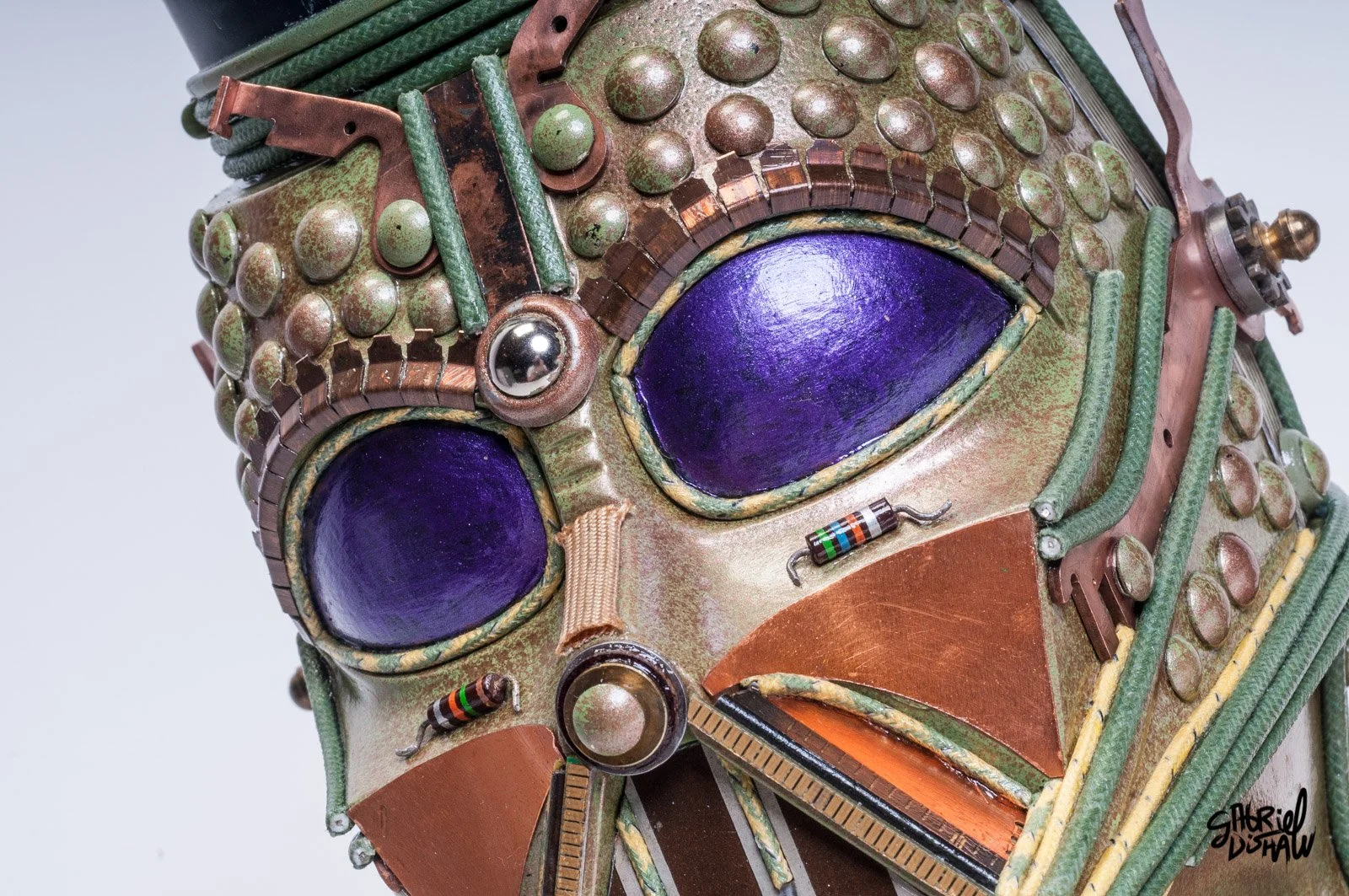 Gabriel-Dishaw-greedo-vader-mashup-darth-vader-star-wars-art-ewaste-upcycled-helmet-art-03.jpg