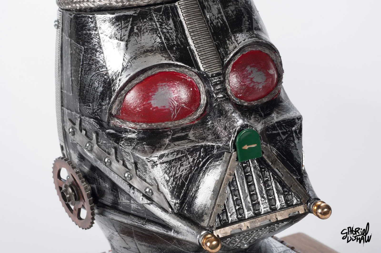 Gabriel-Dishaw-steampunk-vader-mashup-darth-vader-star-wars-art-ewaste-upcycled-helmet-art-01.jpg