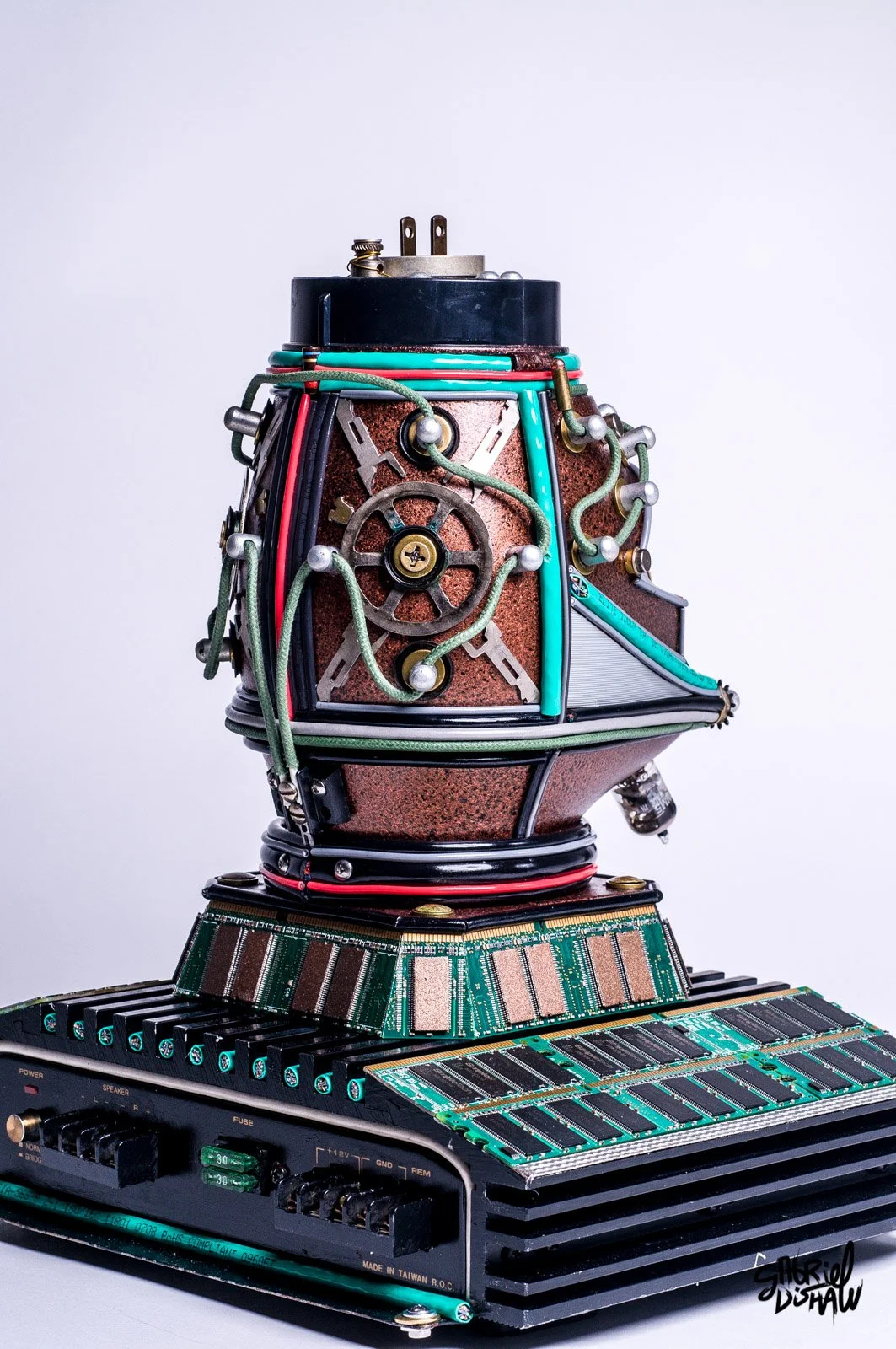 Gabriel-Dishaw-volt-vader-mashup-darth-vader-star-wars-art-ewaste-upcycled-helmet-art-03.jpg