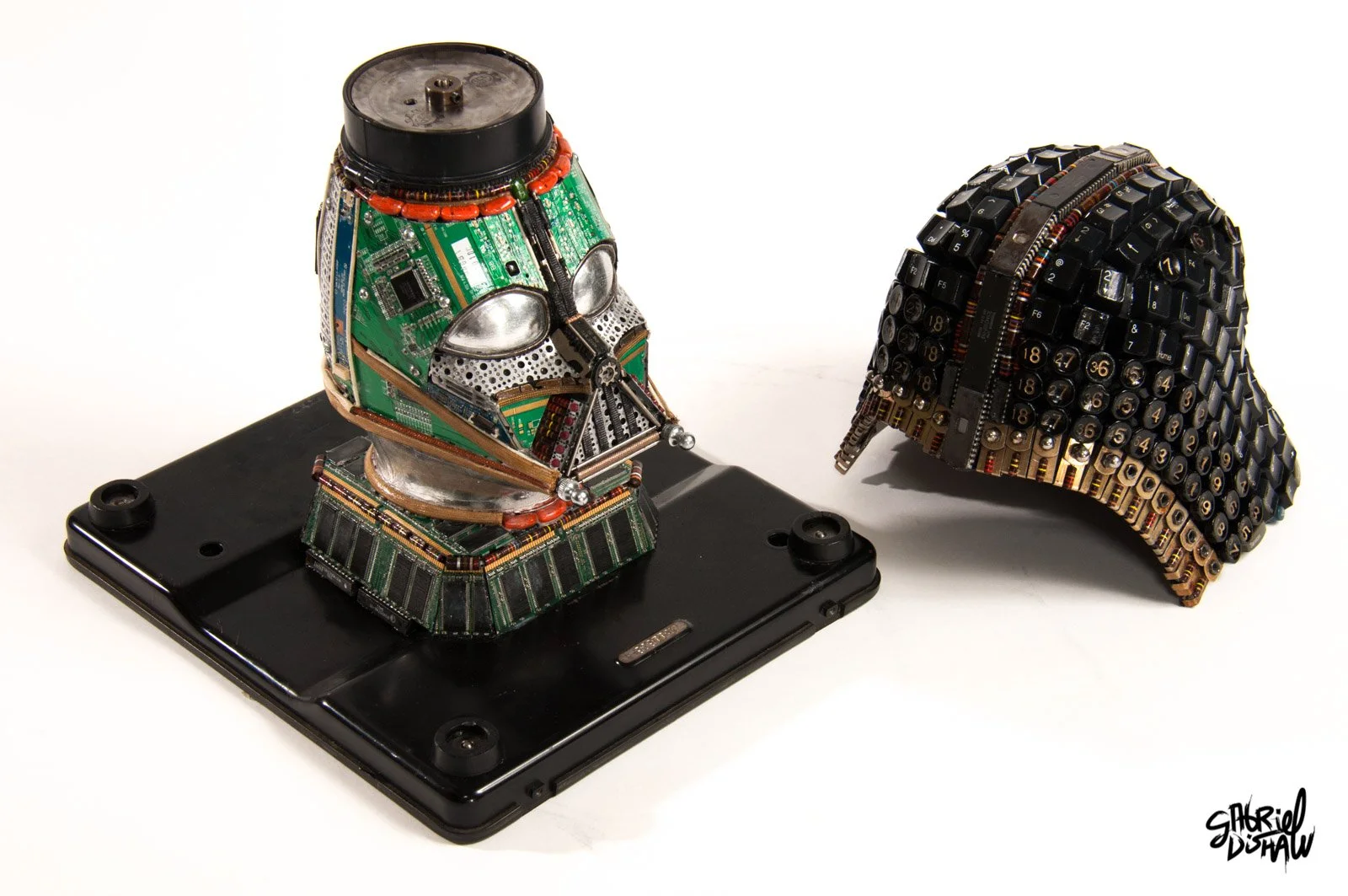 Gabriel-Dishaw-darth-vader-upcycled-mashup-darth-vader-star-wars-art-ewaste-upcycled-helmet-art-02.jpg
