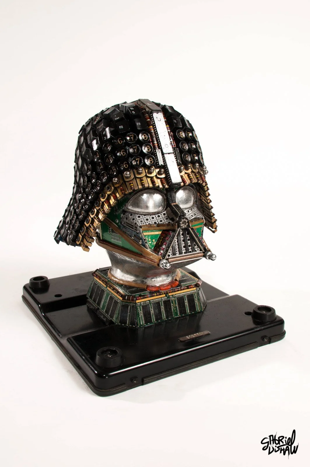 Gabriel-Dishaw-darth-vader-upcycled-mashup-darth-vader-star-wars-art-ewaste-upcycled-helmet-art-08.jpg