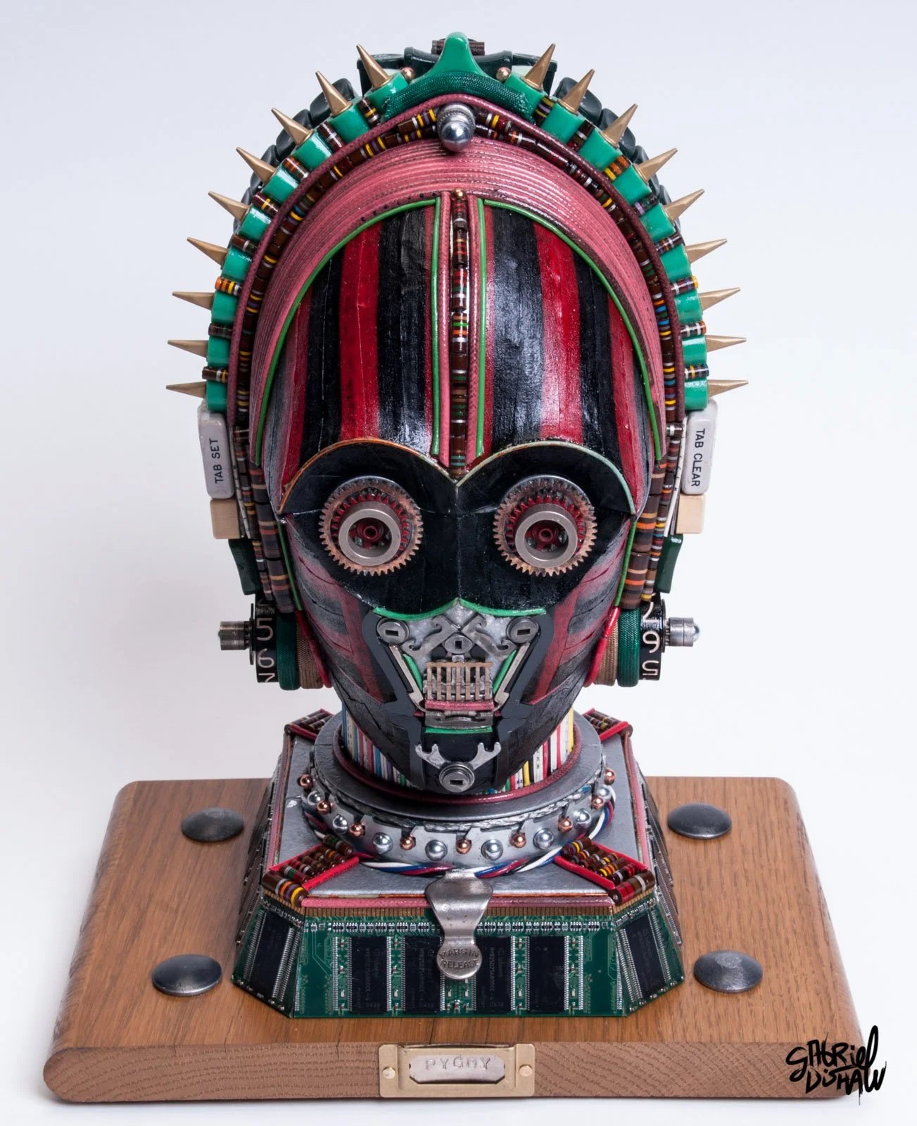 Gabriel-Dishaw-c3po-pygmy-mashup-droids-star-wars-luxury-art-ewaste-upcycled-sculpture-art-12.jpg