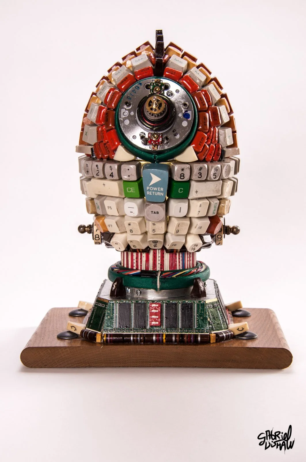 Gabriel-Dishaw-c3po-woody-mashup-droids-star-wars-luxury-art-ewaste-upcycled-sculpture-art-07.jpg
