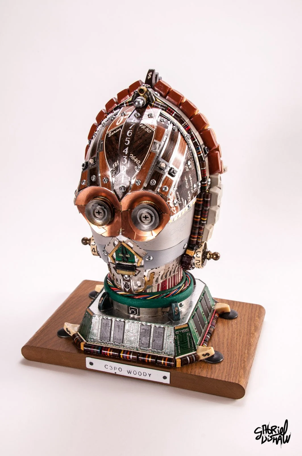 Gabriel-Dishaw-c3po-woody-mashup-droids-star-wars-luxury-art-ewaste-upcycled-sculpture-art-10.jpg