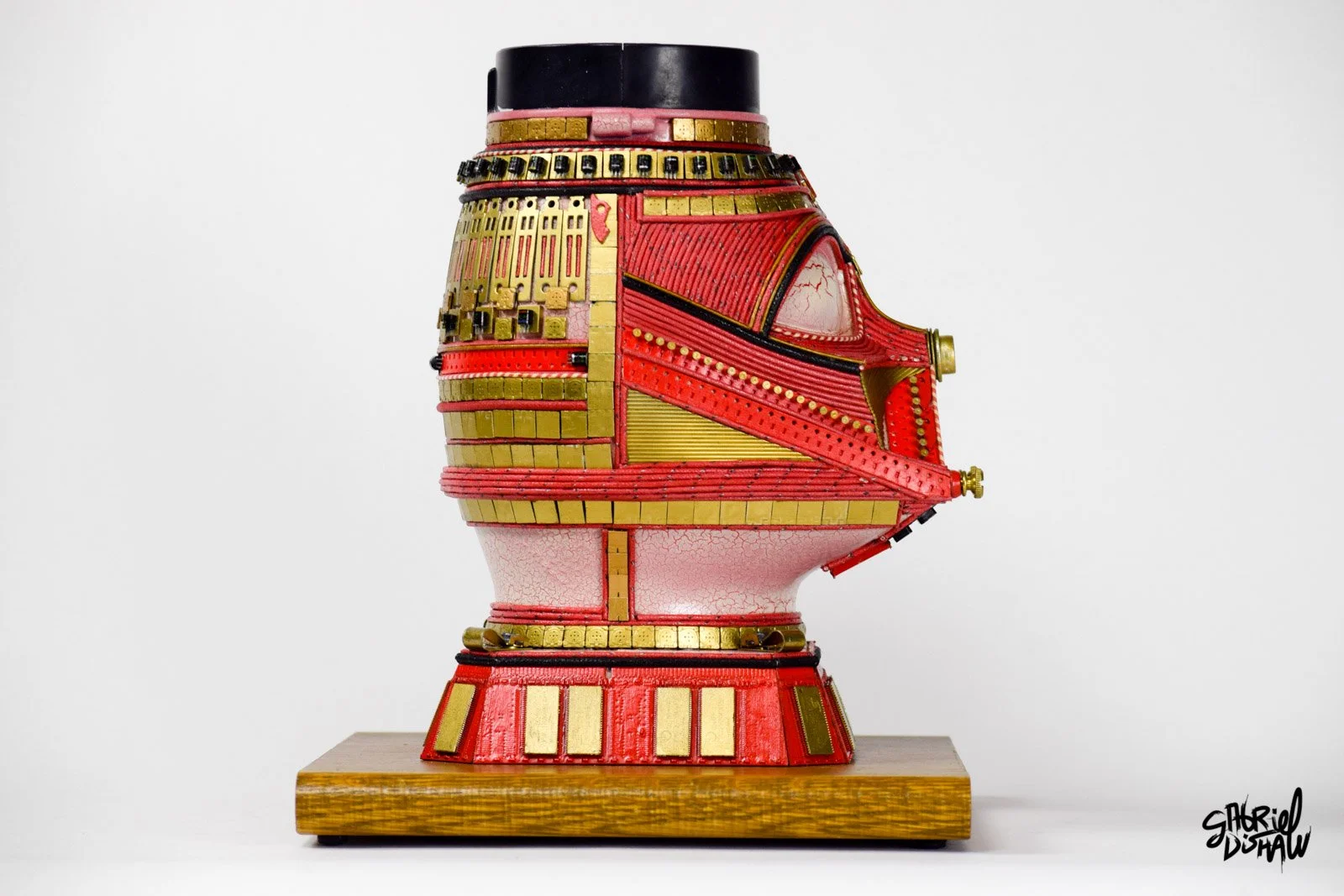 Gabriel-Dishaw-red-devil-vader-mashup-darth-vader-star-wars-luxury-art-ewaste-upcycled-sculpture-art-04.jpg
