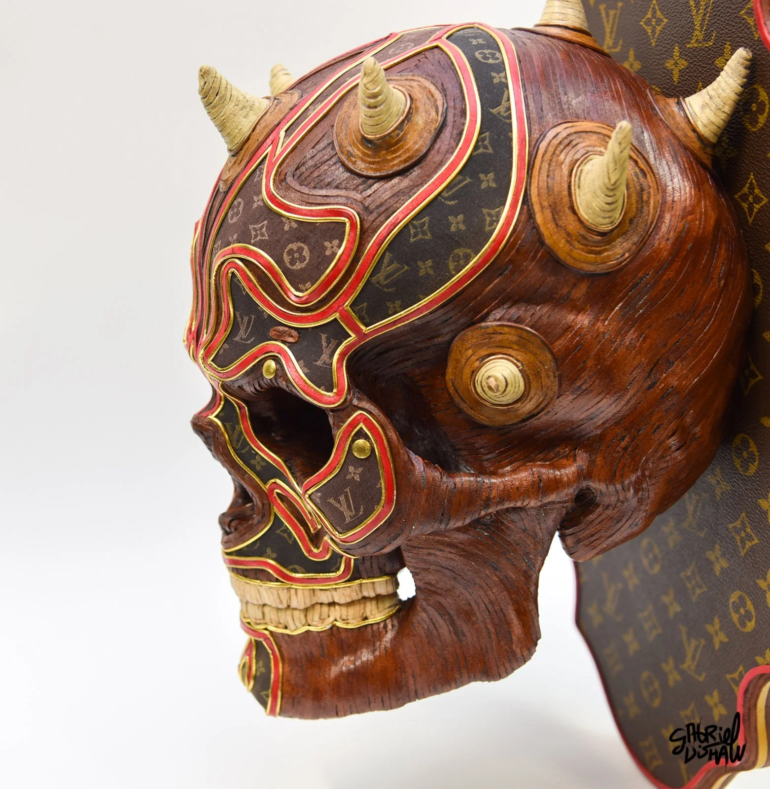 Gabriel-dishaw-house-of-maul-skull-upcycled-art-luxury-1.jpg