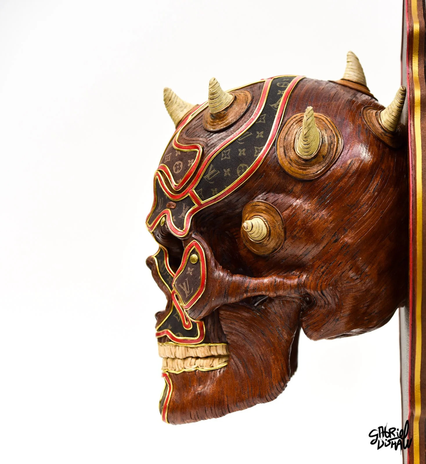 Gabriel-dishaw-house-of-maul-skull-upcycled-art-luxury-3.jpg