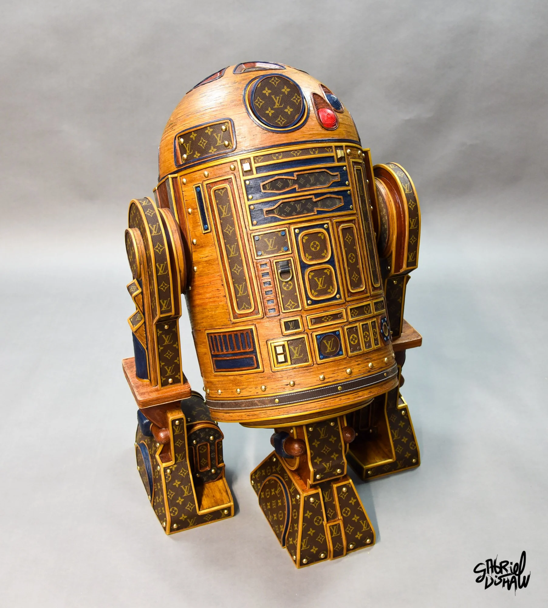 Gabriel-dishaw-r2-deluxe-r2d2-star-wars-luxury-art-droid-upcycled-50.jpg