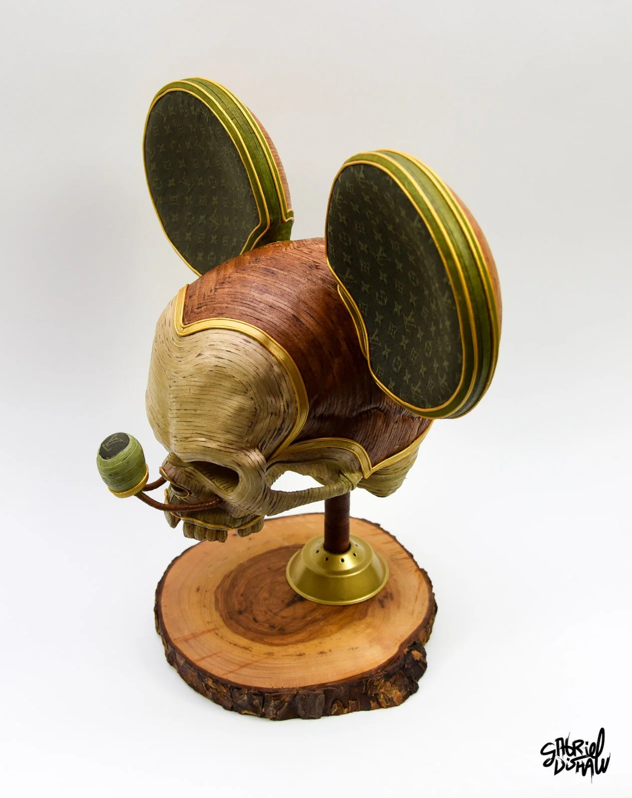 Gabriel-Dishaw-the-minted-mouse-skull-mickey-mouse-art-mashup-luxury-ewaste-upcycled-sculpture--15.jpg