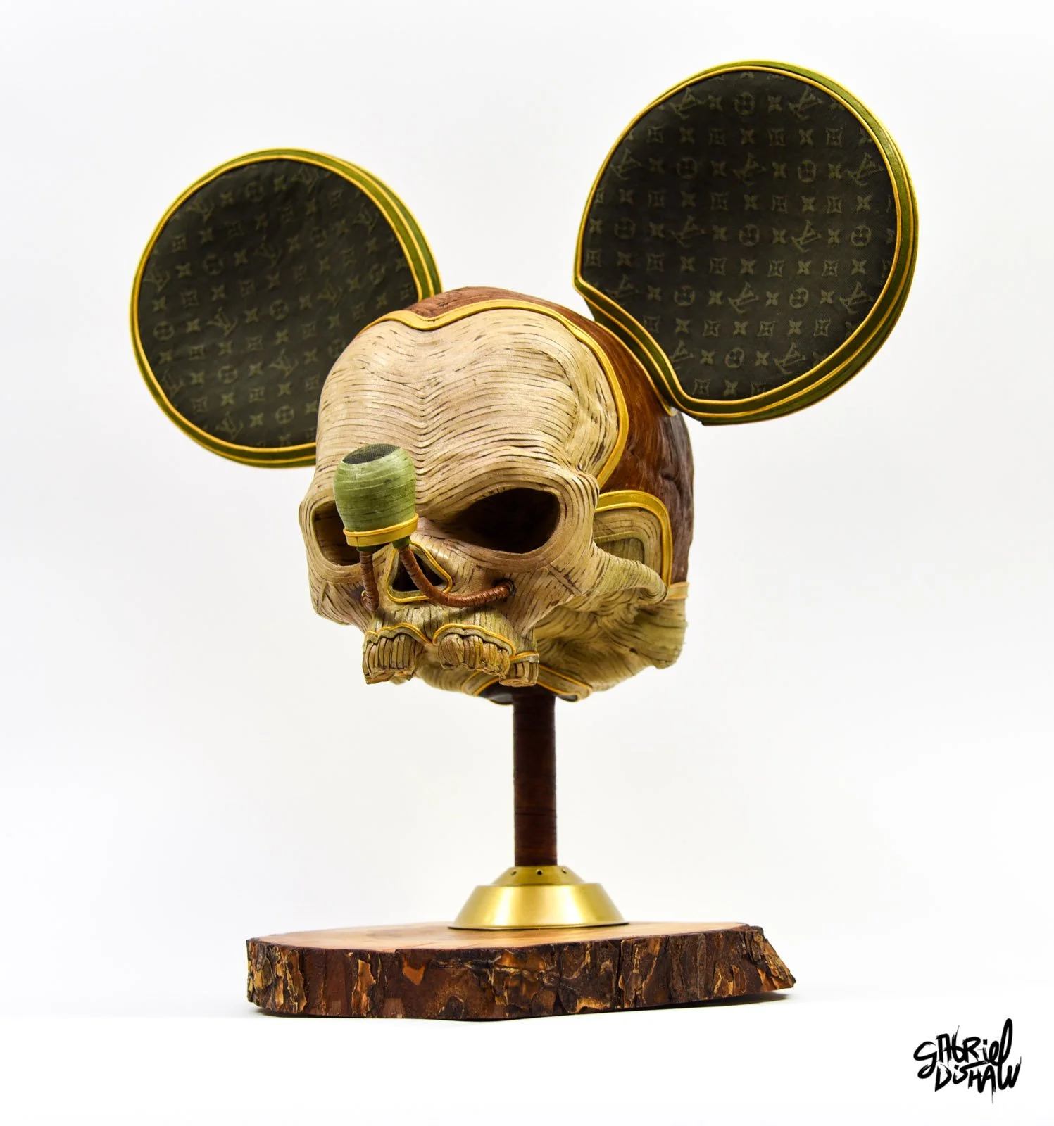 Gabriel-Dishaw-the-minted-mouse-skull-mickey-mouse-art-mashup-luxury-ewaste-upcycled-sculpture--06.jpg