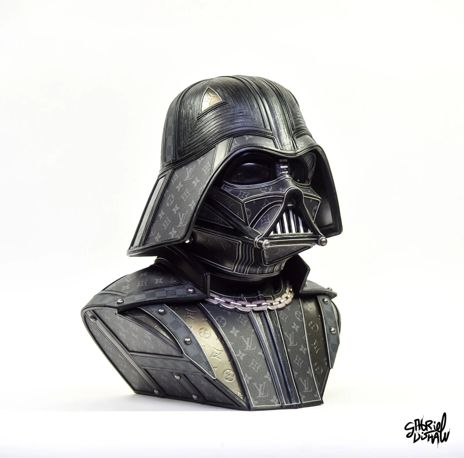 Gabriel-Dishaw-dark-side-couture-shadow-of-the-empire-darth-vader-star-wars-sculpture--42.jpg