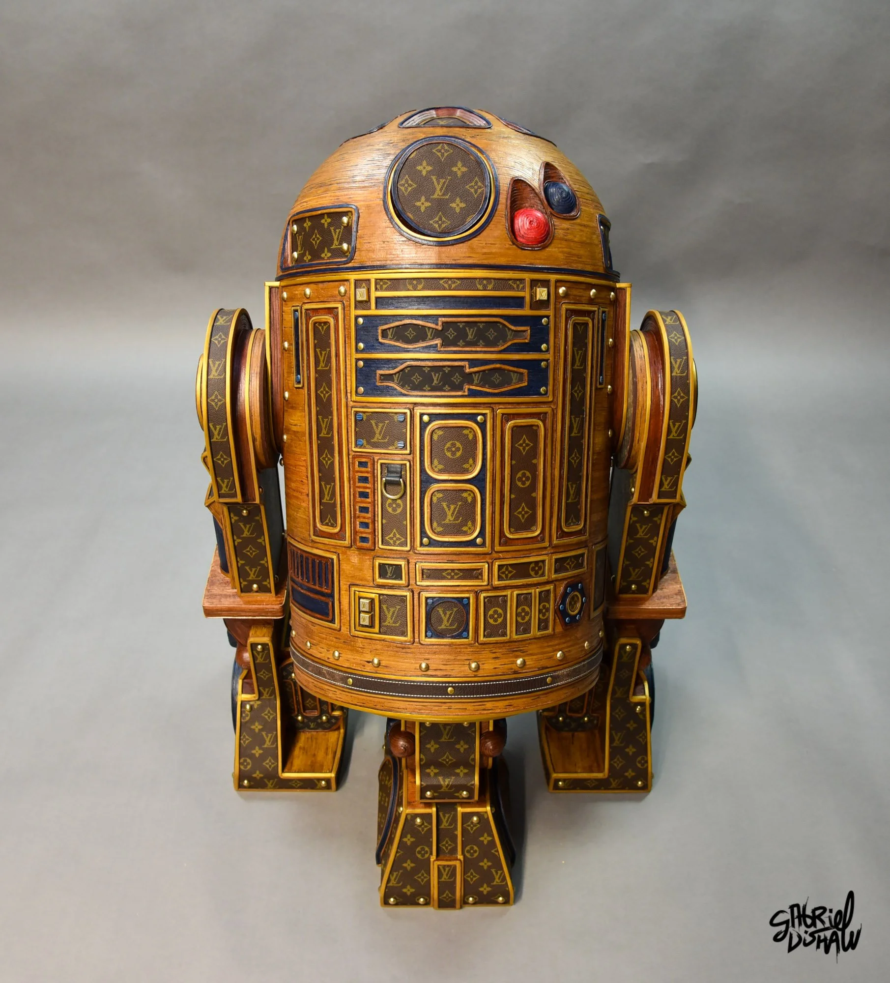 Gabriel-dishaw-r2-deluxe-r2d2-star-wars-luxury-art-droid-upcycled-60.jpg