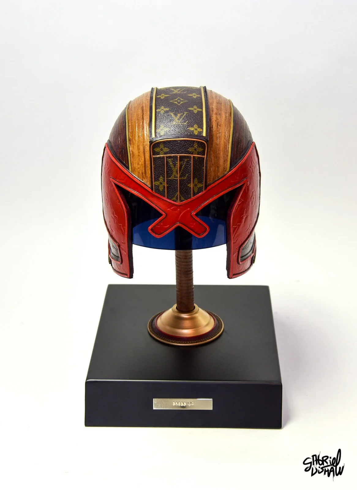 Gabriel-Dishaw-dredd-lv-judge-dredd-upcycled-luxury-comic-series--47.jpg