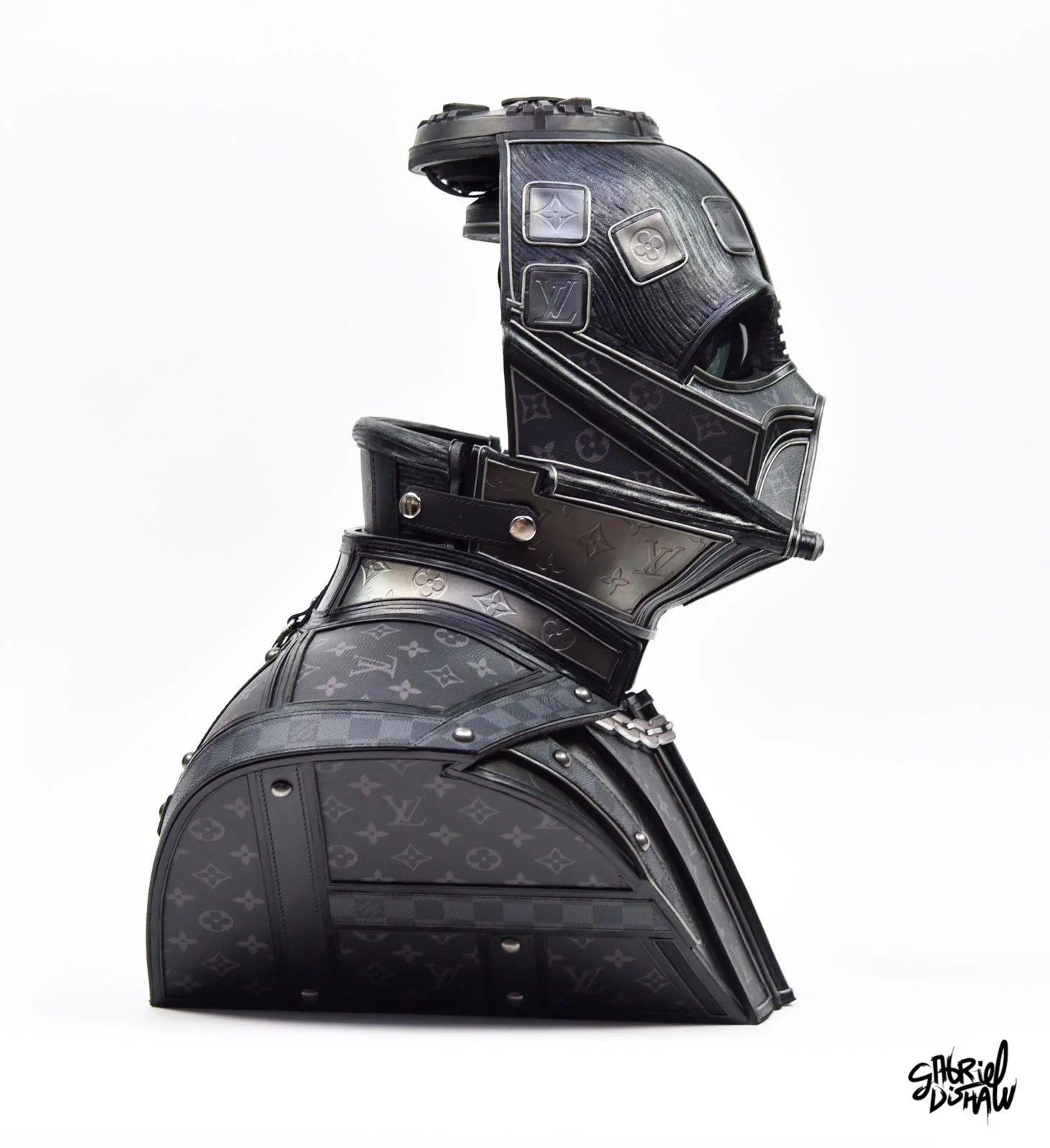 Gabriel-Dishaw-dark-side-couture-shadow-of-the-empire-darth-vader-star-wars-sculpture--59.jpg