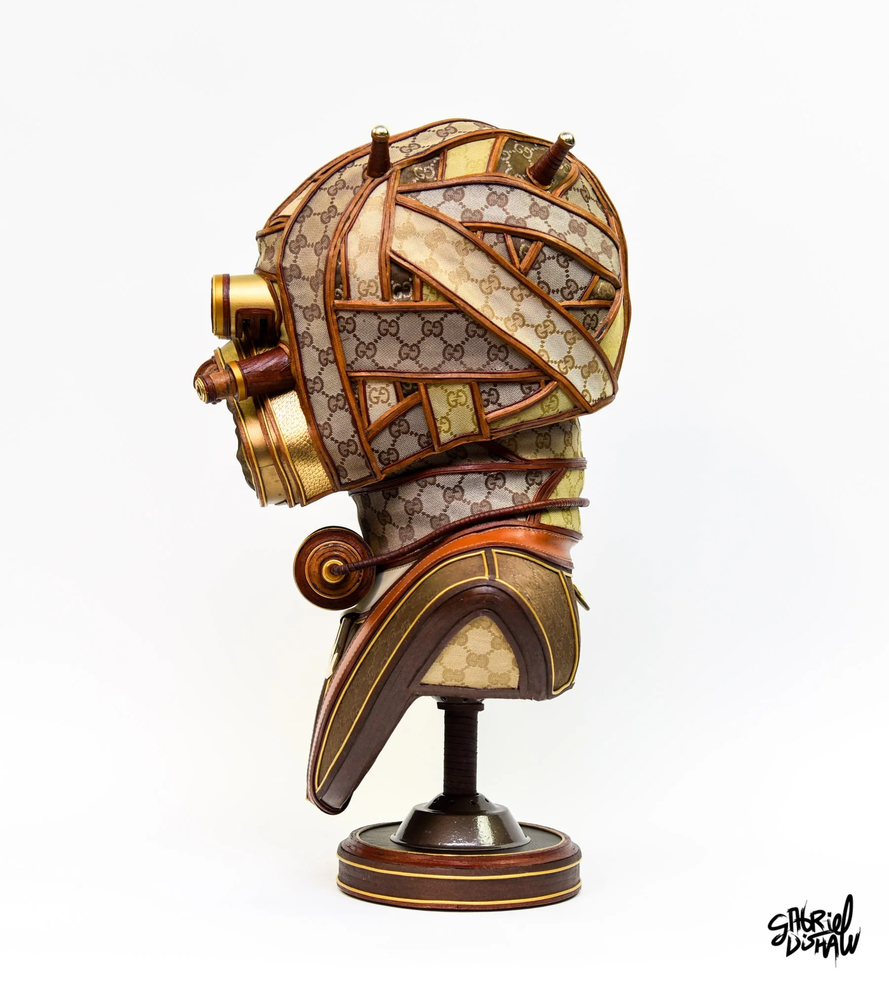 Gabriel-dishaw-tusken-couture-tusken-raider-sand-people-luxury-upcycled-cosplay-helmet-art-star-wars-gucci-16.jpg