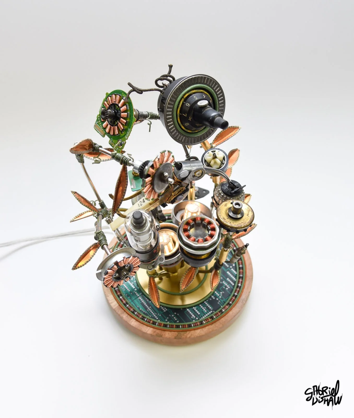 Circuit-garden-flower-upcycled-art-recycled-art-robot-humming-bird-3.jpg
