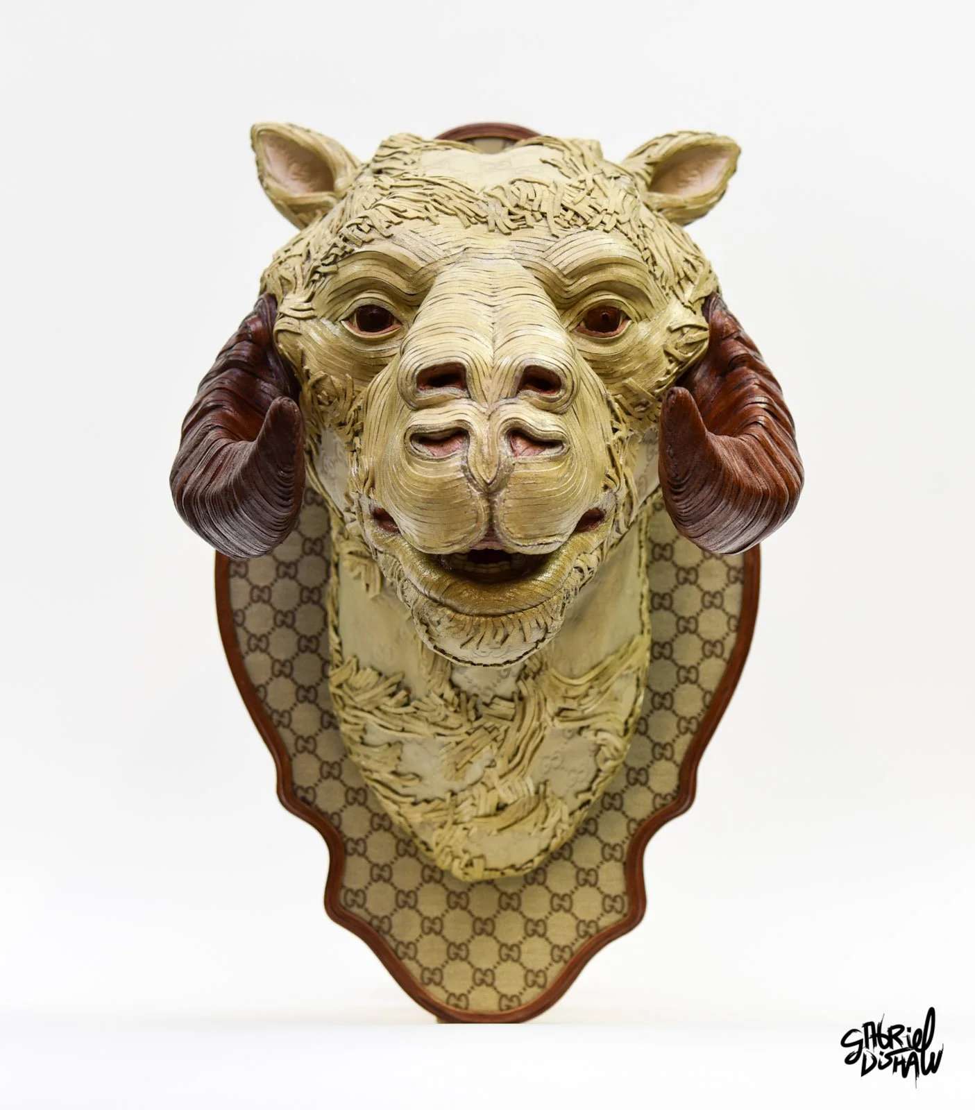 TaunTucci (TaunTaun Mount)