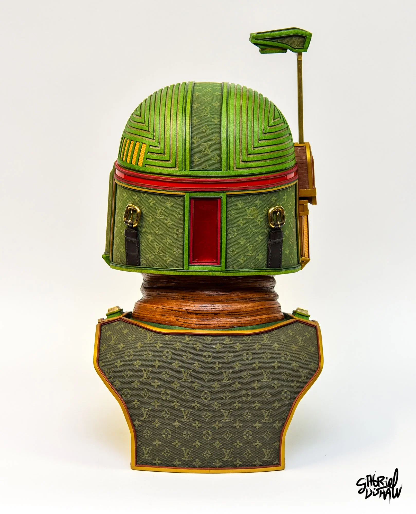 Gabriel-dishaw-luxe-fett-boba-fett-luxury-star-wars-upcycled-cosplay-helmet-24.jpg